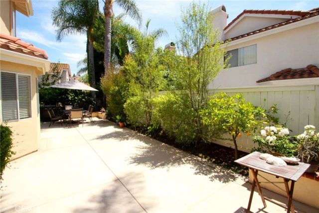 10 Sangallo, Irvine, CA 92614