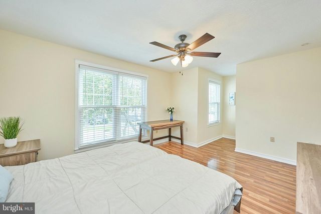 806 RUST DR NE, Leesburg, VA 20176
