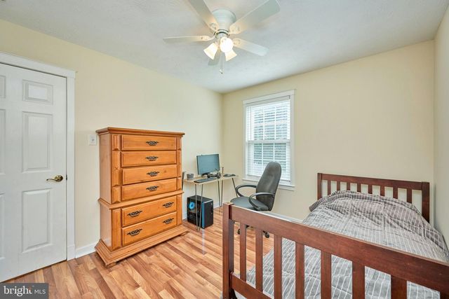 806 RUST DR NE, Leesburg, VA 20176