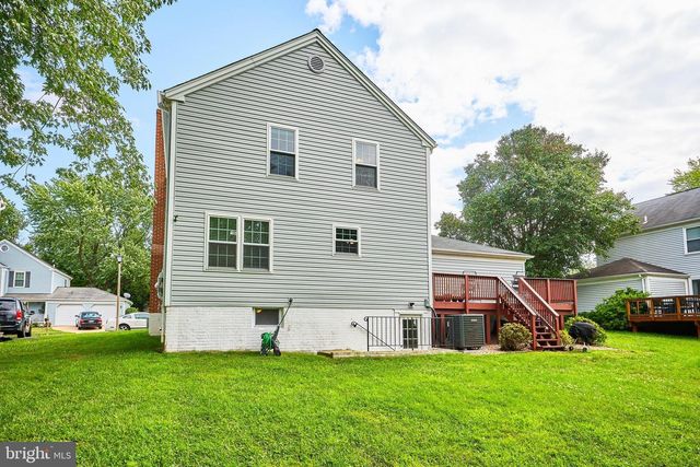 806 RUST DR NE, Leesburg, VA 20176