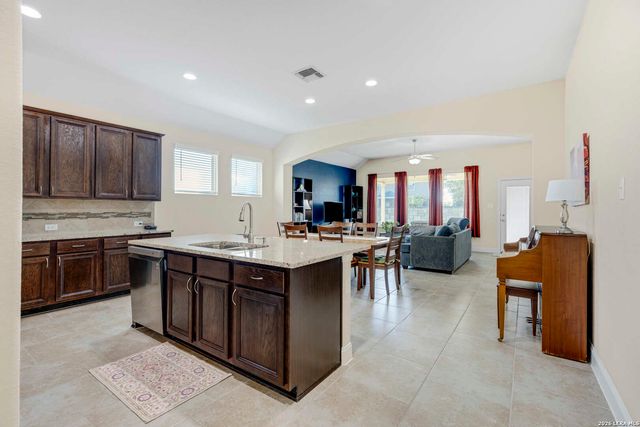 9818 Bricewood Oak, San Antonio, TX 78254