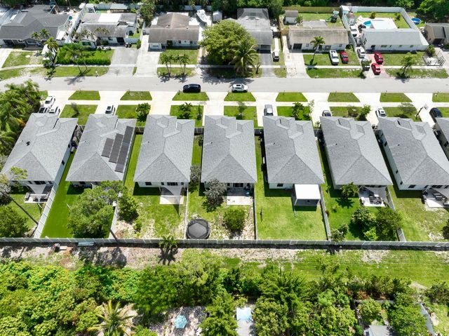 941 Fitch Drive, West Palm Beach, FL 33415