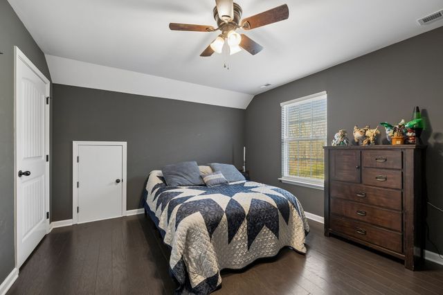 145 Diane Loop, White Bluff, TN 37187