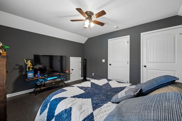 145 Diane Loop, White Bluff, TN 37187