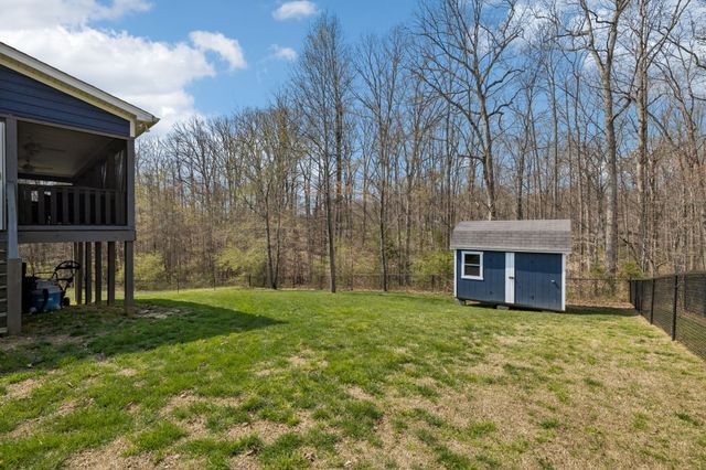 145 Diane Loop, White Bluff, TN 37187