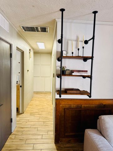 1620 Parsifal Street NE, Albuquerque, NM 87112