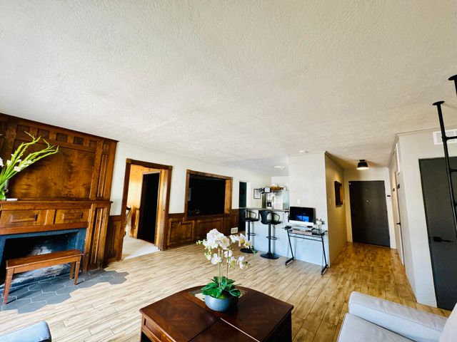1620 Parsifal Street NE, Albuquerque, NM 87112