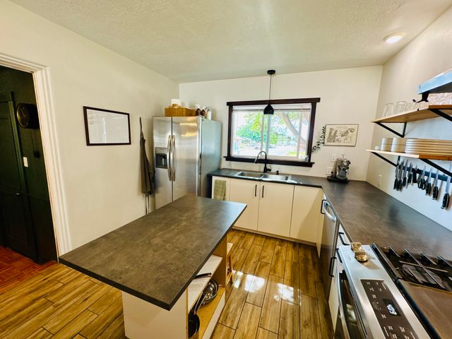 1620 Parsifal Street NE, Albuquerque, NM 87112