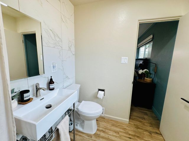 1620 Parsifal Street NE, Albuquerque, NM 87112