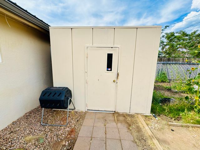 1620 Parsifal Street NE, Albuquerque, NM 87112
