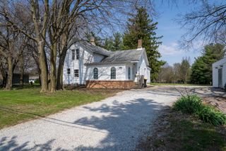 1702 W Hovey Avenue, Normal, IL 61761