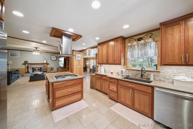 51020 S 36500 Road, Cleveland, OK 74020