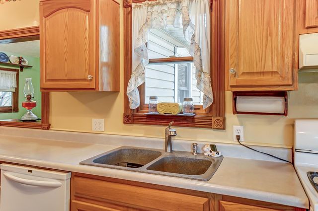 11135 Basil Road NW, Baltimore, OH 43105