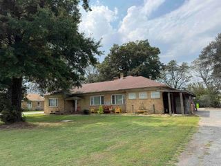 905 N Buerkle Street, Stuttgart, AR 72160
