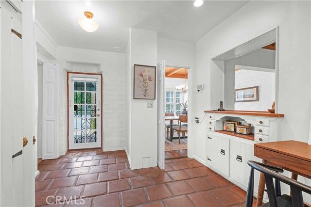 1321 W Valleyheart Drive, Burbank, CA 91506