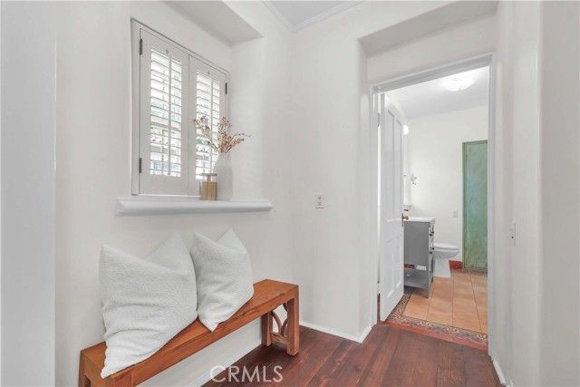 1321 W Valleyheart Drive, Burbank, CA 91506