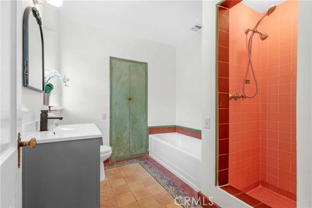 1321 W Valleyheart Drive, Burbank, CA 91506