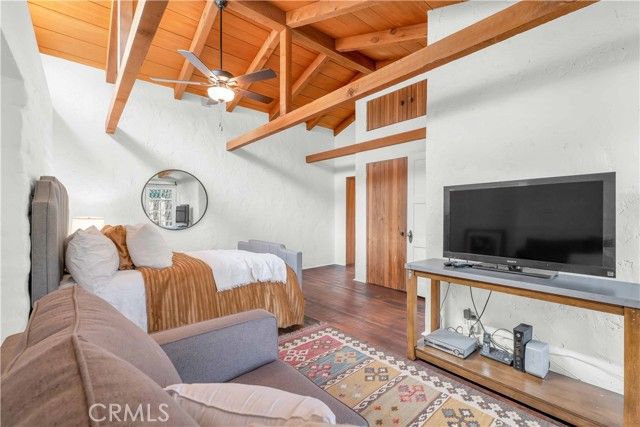 1321 W Valleyheart Drive, Burbank, CA 91506