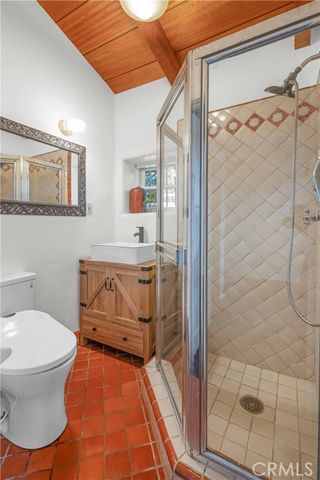 1321 W Valleyheart Drive, Burbank, CA 91506