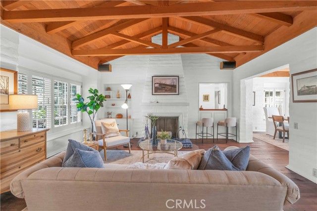 1321 W Valleyheart Drive, Burbank, CA 91506