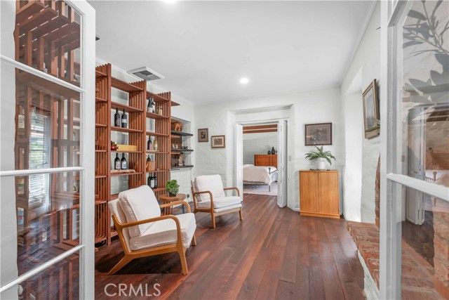 1321 W Valleyheart Drive, Burbank, CA 91506