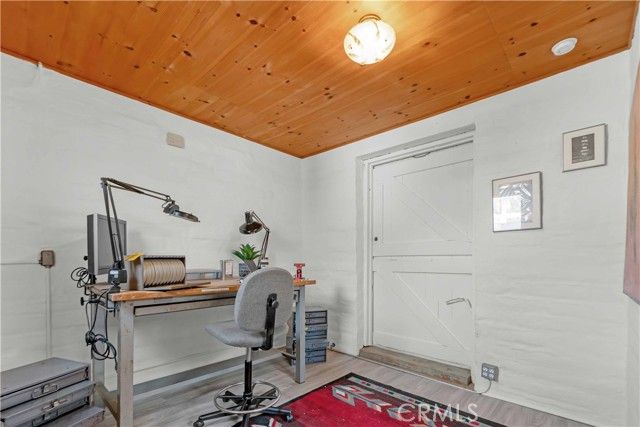 1321 W Valleyheart Drive, Burbank, CA 91506