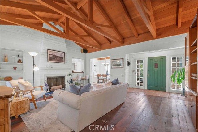 1321 W Valleyheart Drive, Burbank, CA 91506