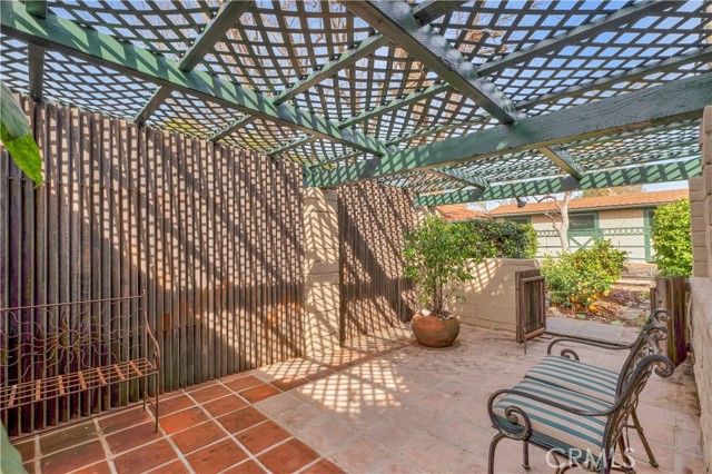 1321 W Valleyheart Drive, Burbank, CA 91506