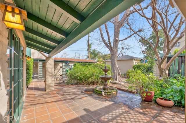 1321 W Valleyheart Drive, Burbank, CA 91506