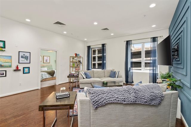 914 Main Street 1008, Houston, TX 77002