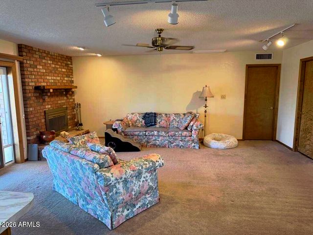 3650 E QUENTON Drive 2, Mesa, AZ 85215