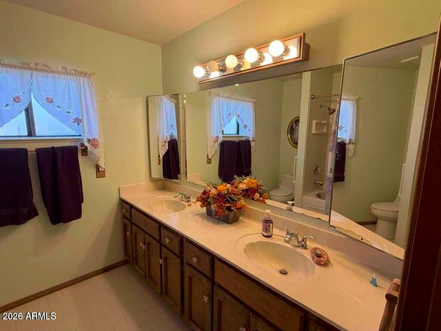 3650 E QUENTON Drive 2, Mesa, AZ 85215