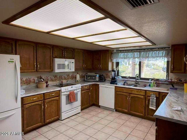 3650 E QUENTON Drive 2, Mesa, AZ 85215