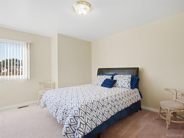 21870 Kentucky Court, Clinton Charter Township, MI 48035