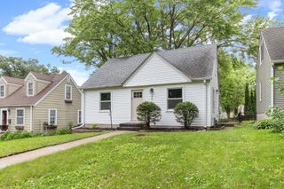 2729 Hampshire Avenue S, Saint Louis Park, MN 55426