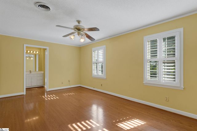 887 Ansel School Road, Greer, SC 29651