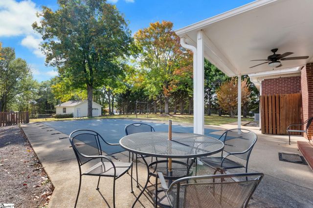 887 Ansel School Road, Greer, SC 29651