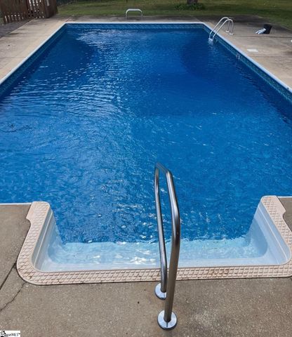 887 Ansel School Road, Greer, SC 29651