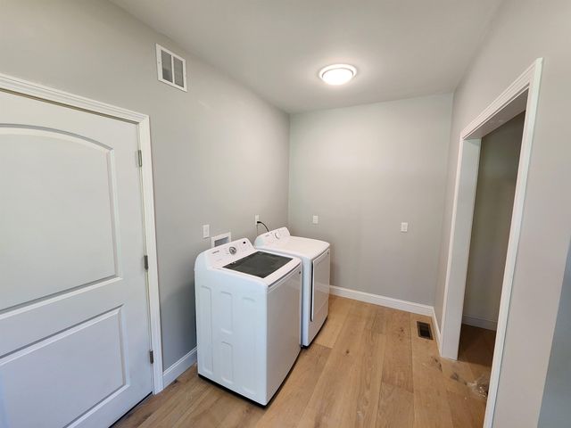 18 Lee Road, Barrington, NH 03825