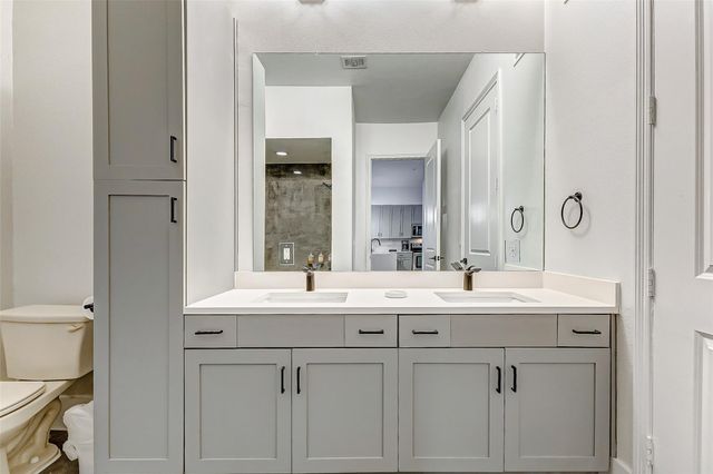 1508 Blodgett Street 404, Houston, TX 77004