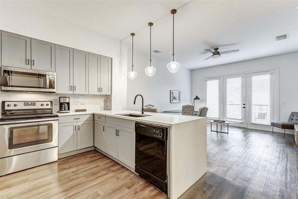 1508 Blodgett Street 404, Houston, TX 77004