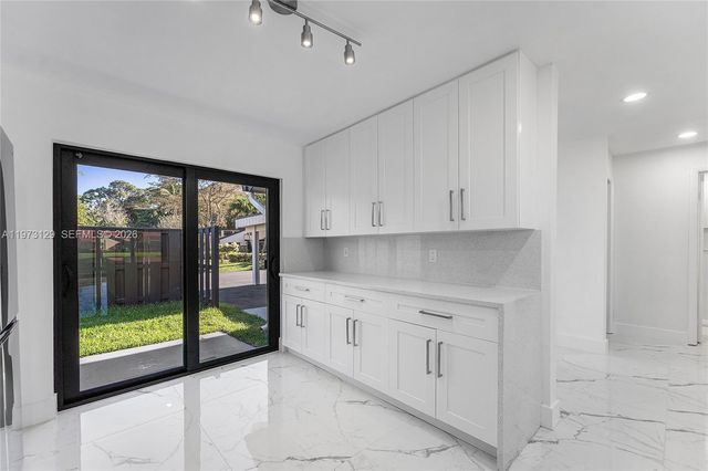 2007 Deer Creek Woodlands Way, Deerfield Beach, FL 33442