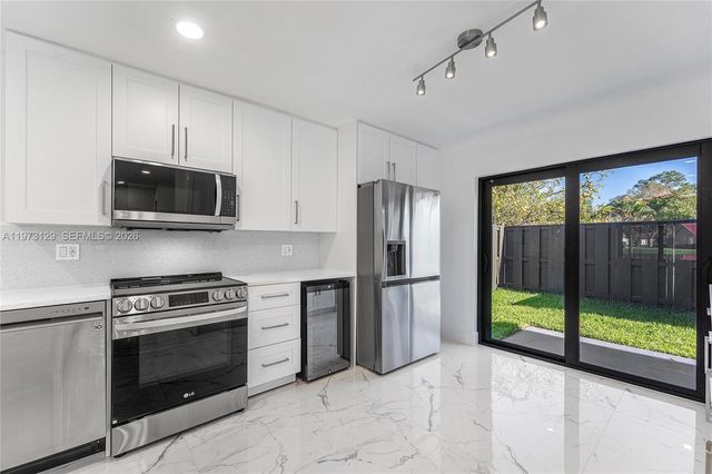 2007 Deer Creek Woodlands Way, Deerfield Beach, FL 33442