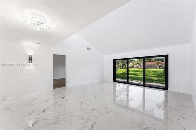 2007 Deer Creek Woodlands Way, Deerfield Beach, FL 33442