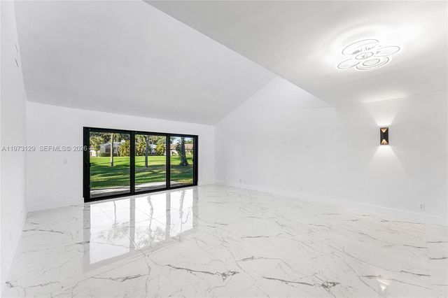 2007 Deer Creek Woodlands Way, Deerfield Beach, FL 33442