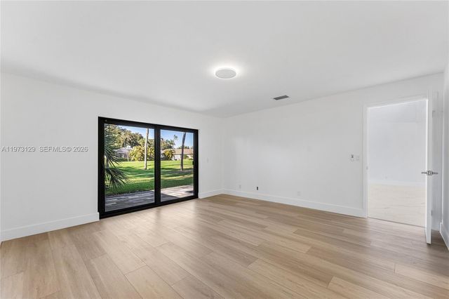 2007 Deer Creek Woodlands Way, Deerfield Beach, FL 33442