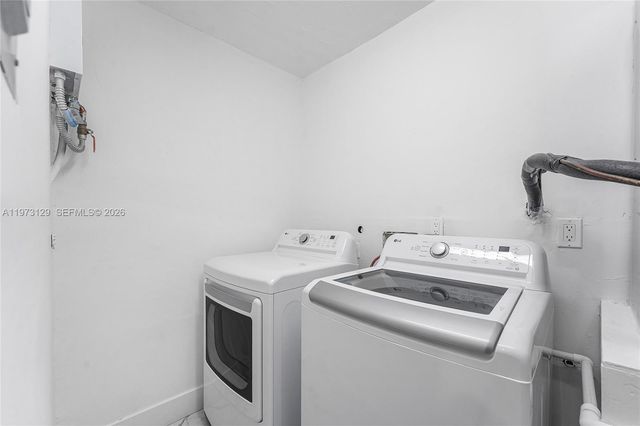 2007 Deer Creek Woodlands Way, Deerfield Beach, FL 33442