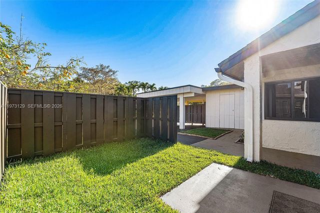 2007 Deer Creek Woodlands Way, Deerfield Beach, FL 33442