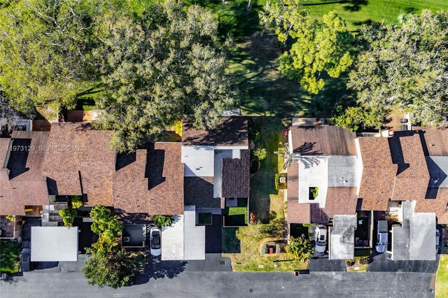 2007 Deer Creek Woodlands Way, Deerfield Beach, FL 33442