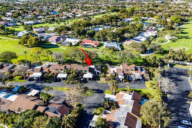 2007 Deer Creek Woodlands Way, Deerfield Beach, FL 33442